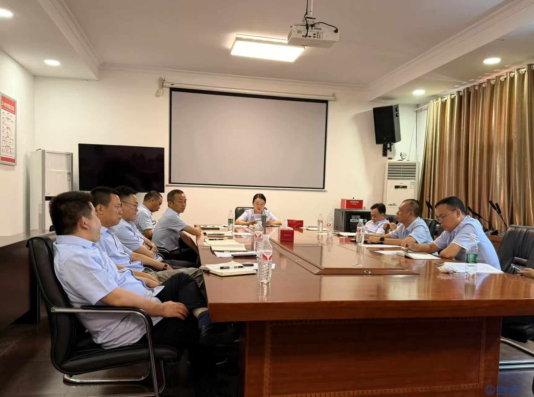 严守中央八项规定铁律 锻造清廉实干3044am永利集团官网队伍——3044am永利集团官网组织开展“七一”专题廉政党课活动